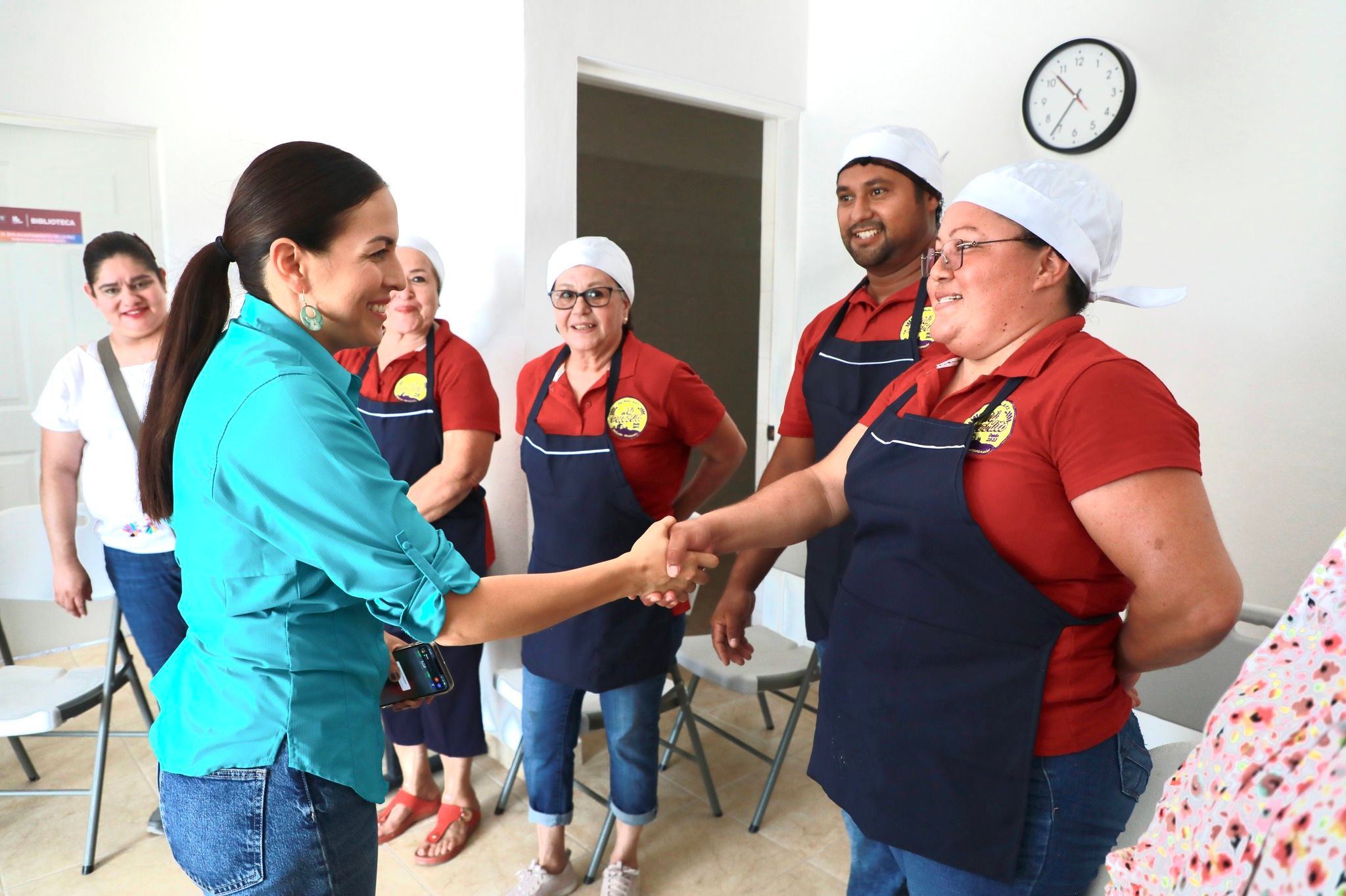 Entrega Alcaldesa De La Paz Un Horno Panadero A Productores De San Pedro El Pueblo Tve 