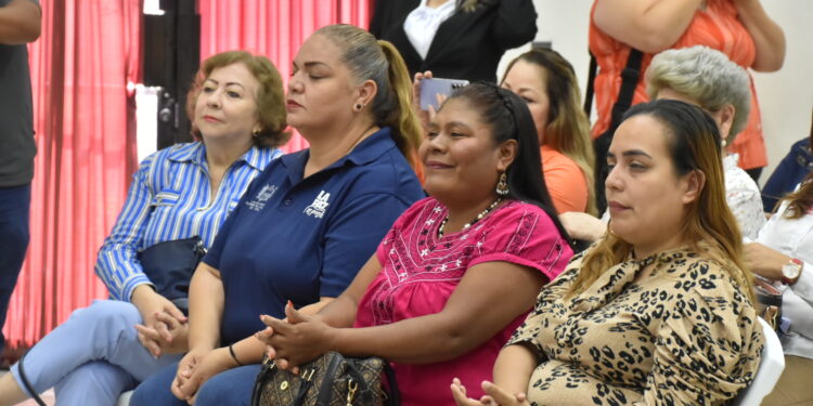 BCS debe visibilizar la situación de las mujeres cuidadores y legislar en torno al tema: Eufrocina López Velasco