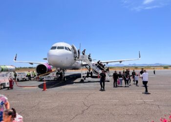 Loreto tiene nueva conexión aérea con Guadalajara: SETUE