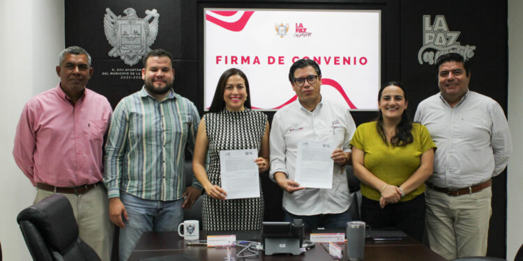 FIRMA ISC CONVENIO CON AYUNTAMIENTO DE LA PAZ