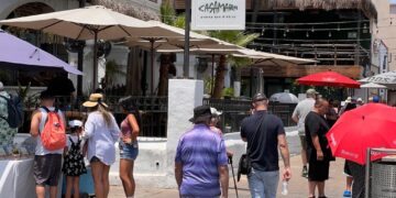 VACACIONES DE VERANO DEJARÁN DERRAMA SUPERIOR A LOS 92 MILLONES DE DÓLARES EN BCS: SETUE