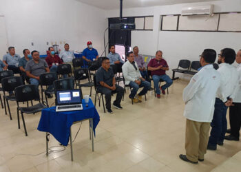 SENSIBILIZÓ SALUD ESTATAL A TRABAJADORES COMUNDEÑOS SOBRE LA PATERNIDAD RESPONSABLE
