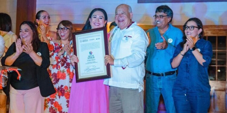 ENTREGAN NOMBRAMIENTO DE PUEBLO MÁGICO A SANTA ROSALÍA