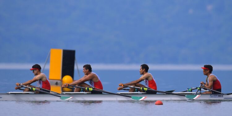 MIGUEL CARBALLO OBTIENE MEDALLA DE PLATA EN CUÁDRUPLE SCULL VARONIL DENTRO DE LOS JCC2023