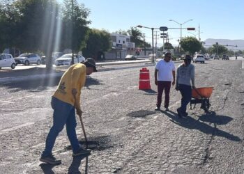 Realiza Servicios Públicos trabajos de bacheo en las colonias y bulevares de la ciudad