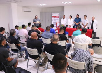 CAPACITÓ SALUD ESTATAL A RESPONSABLES DE CENTROS DE REHABILITACIÓN EN TOMAS DE MUESTRAS POR VIH