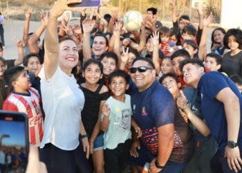 Visita Presidenta Municipal el Centro Impulso de La Pitahaya