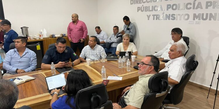 la Secretaría de Desarrollo Agrario, Territorial y Urbano (SEDATU) en colaboración con la Agencia Alemana de Cooperación para el Desarrollo Sustentable: GIZ, implementa la Estrategia Nacional de Autoproducción de Vivienda Adecuada en Los Cabos, por ello, el Gobierno con sentido humano encabezado por el alcalde Oscar Leggs Castro se suma a las acciones a emprender para sumar esfuerzos en beneficio de la población.