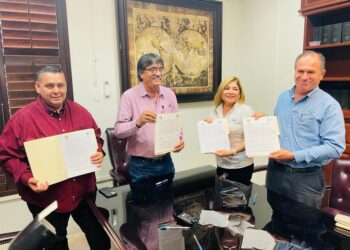 El presidente municipal del XIV Ayuntamiento de Los Cabos Oscar Leggs Castro instruyó a las áreas correspondientes para que finalmente sea entregado en comodato un edificio que sirva como plantel del Colegio Nacional de Educación Profesional Técnica (CONALEP) en Cabo San Lucas beneficiando a 300 estudiantes.