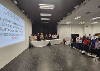 Tras el paso del huracán “Hilary” por el municipio de Los Cabos, el Organismo Operador Municipal del Sistema de Agua Potable y Alcantarillado de Los Cabos (Oomsapas), actualmente ha restablecido 12 pozos que abastecen de agua potable a la población.