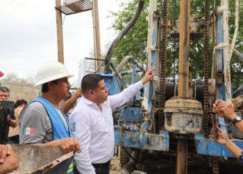 250 familias se beneficiarán con esta obra en la que se invierten $2 millones 800 mil pesos.