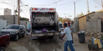 todas las dependencias municipales deberán estar muy al pendiente para atender a la población, antes, durante y después de la contingencia ocasionada por los inminentes efectos del huracán “Hilary”.