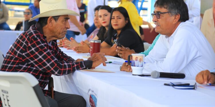 Como parte de los compromisos institucionales con la ciudadanía, el alcalde de Los Cabos Oscar Leggs Castro anunció que el Gobierno Municipal que preside desarrollará la 23° Audiencia Pública