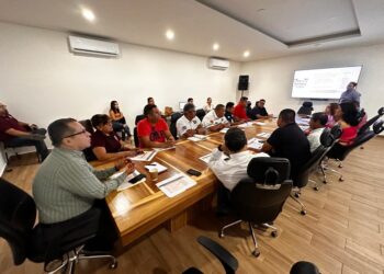 Como cada año, en septiembre se llevarán a cabo los festejos patrios en todo el país y en Los Cabos no será la excepción, por lo que las autoridades del XIV Ayuntamiento que encabeza el alcalde Oscar Leggs Castro, llevaron a cabo reuniones para afinar los detalles de las actividades durante todo el mes