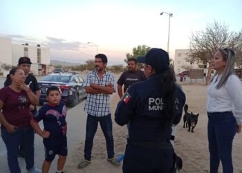 Policía Preventiva y Tránsito Municipal a través de la Dirección de Atención Ciudadana y Vinculación Social, trabajan en el programa Whatsapeando por tu Seguridad que tiene el propósito de brindar una atención rápida y eficaz ante los llamados de emergencia de los habitantes.
