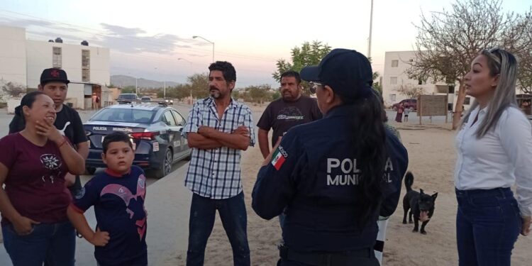 Policía Preventiva y Tránsito Municipal a través de la Dirección de Atención Ciudadana y Vinculación Social, trabajan en el programa Whatsapeando por tu Seguridad que tiene el propósito de brindar una atención rápida y eficaz ante los llamados de emergencia de los habitantes.