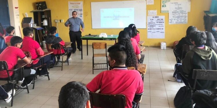 El Gobierno de Los Cabos a través de la Coordinación de Derechos Humanos en Cabo San Lucas ofrece asesoría jurídica, acompañamiento en procesos legales y orientación en situaciones de vulnerabilidad a la equidad, transparencia y legalidad.