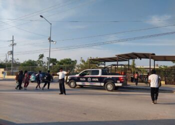 “Prioridad en la Seguridad Vial y Escolar en Los Cabos: Despliegue Policial en Instituciones Educativas”