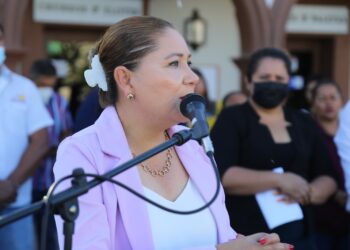 Las quejas y denuncias ciudadanas son escuchadas y atendidas diariamente en cada una de las delegaciones, esto mediante la Contraloría Municipal