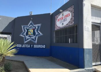 En esta temporada de huracanes el titular de Justicia cívica Juan Luis Araiza Díaz, invita a la ciudadanía a denunciar los actos que puedan llegar a obstruir el flujo libre del agua.
