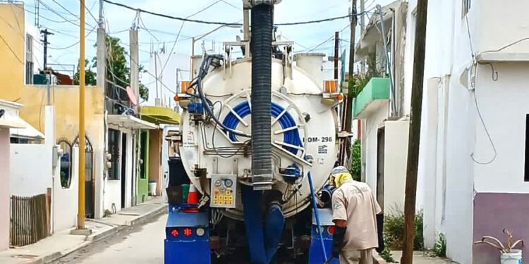 Se trabaja en el restablecimiento de la movilidad, dotación de agua potable y alumbrado público, luego del paso del huracán “Hilary”.