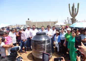 Avanza el tema de electrificación en Mezquite y Altos de Miranda: Antorcha