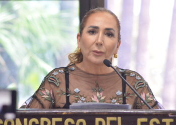 &nbsp;Se pronuncia Diputada Eda Palacios para que tres niveles de gobierno implementen un programa de control biológico del lirio acuático en el Estero de SJC
