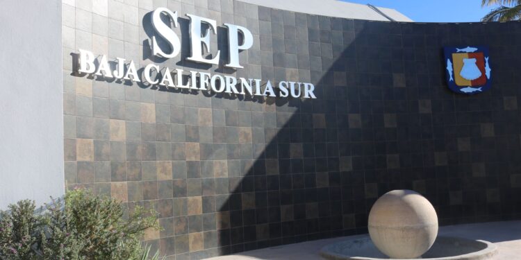 PUBLICA SEP EN DIARIO OFICIAL DE LA FEDERACIÓN PLANES Y PROGRAMAS DE LA NUEVA ESCUELA MEXICANA