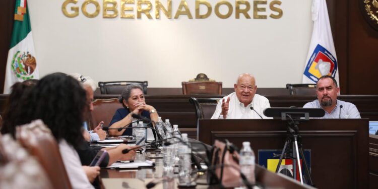 RECONOCE GOBERNADOR VCC,&nbsp; TRANSFORMACIÓN DE LA EDUCACIÓN CON NUEVA ESCUELA MEXICANA
