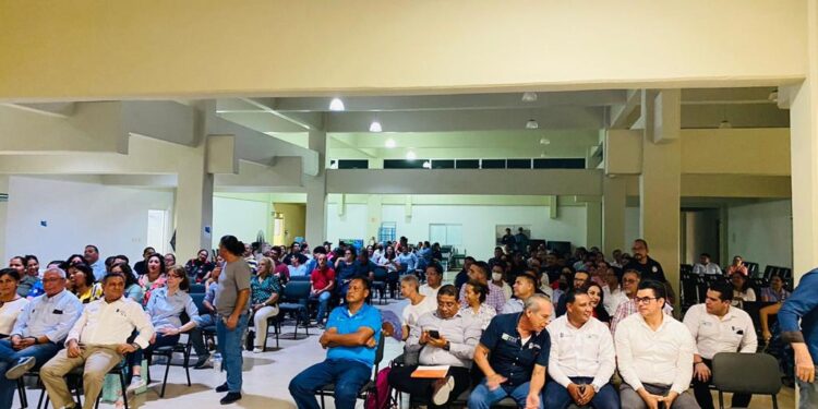 Realizan Asamblea de trabajadores en el Instituto Tecnológico de Estudios Superiores de Los Cabos