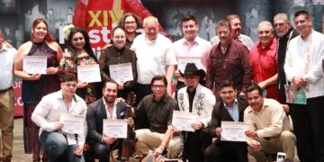 Asiste Gobernador al XIV Festival Sudcaliforniano de la Canción