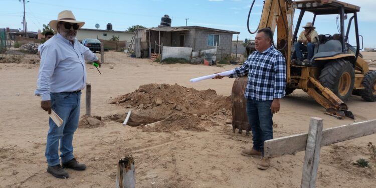 INICIA CONSTRUCCIÓN DE SISTEMA DE AGUA POTABLE PARA LA COLONIA LIBERTAD EN GUERRERO NEGRO