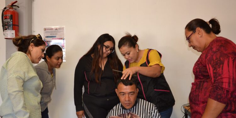 CAPACITACIÓN FAVORECE OPORTUNIDAD DE OBTENER UN MEJOR EMPLEO