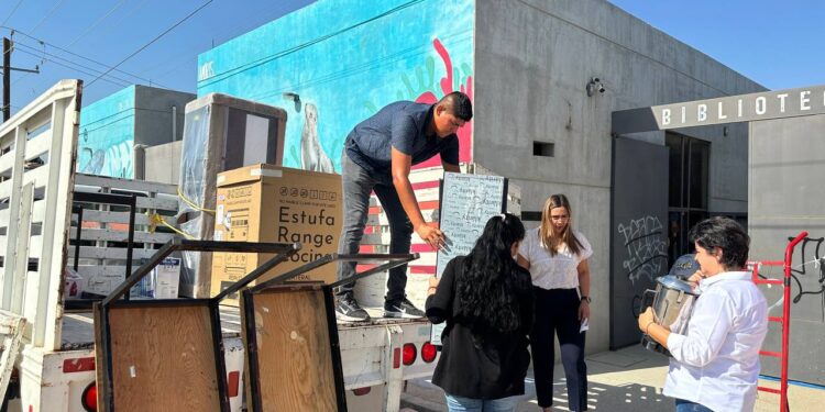 ENTREGO ICATEBCS EQUIPAMIENTO PARA CDC CARIBE