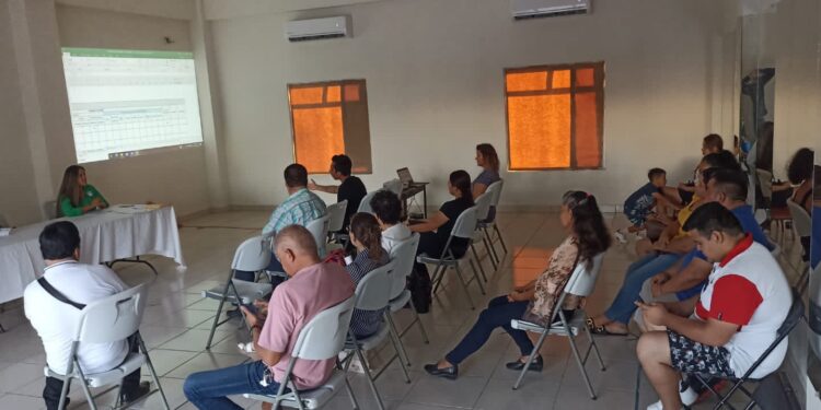 SE ENTREGAN ESTÍMULOS A BENEFICIARIOS DE “LA CULTURA NOS UNE EN LOS MUNICIPIOS”