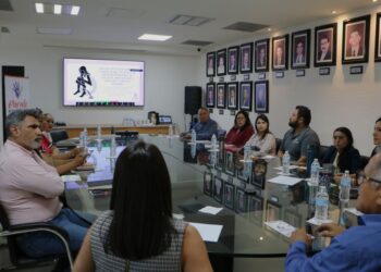 CAPACITAN A SERVIDORES PÚBLICOS ESTATALES EN PREVENCIÓN DE ACOSO Y HOSTIGAMIENTO