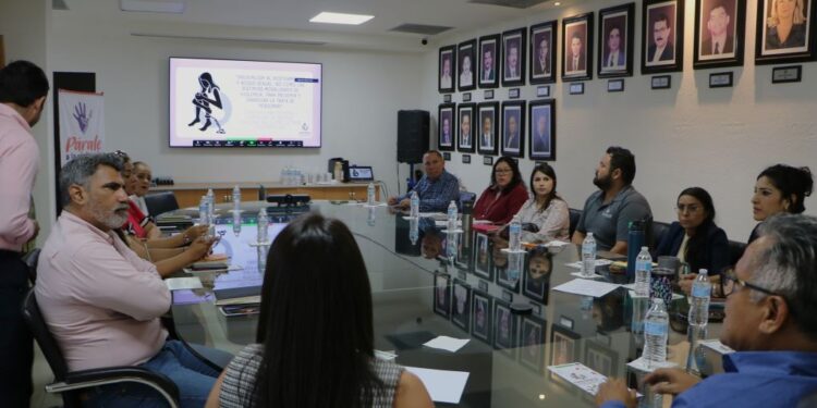 CAPACITAN A SERVIDORES PÚBLICOS ESTATALES EN PREVENCIÓN DE ACOSO Y HOSTIGAMIENTO