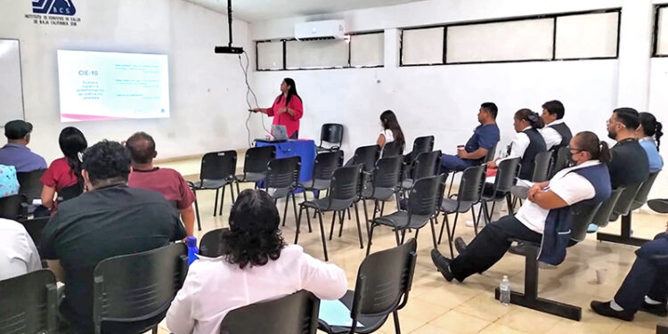 CAPACITÓ SALUD A PERSONAL DE COMONDÚ SOBRE MANEJO DE PACIENTES EXPUESTOS A VIRUS RÁBICO