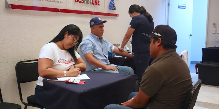 SE SUMA PERSONAL DE SALUD AL IMPULSO DE LA DONACIÓN ALTRUISTA DE SANGRE