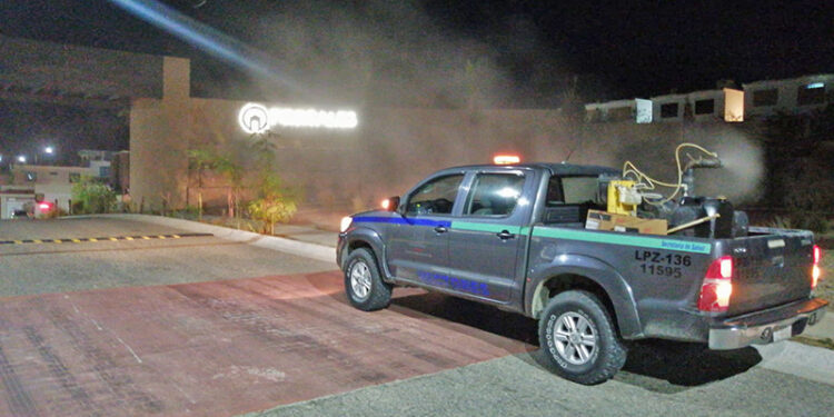 EMPRENDE SALUD ESTATAL SEGUNDO CICLO DE FUMIGACIÓN EN COLONIAS DE CABO SAN LUCAS&nbsp;