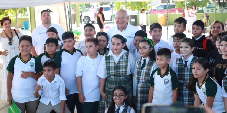 Inaugura gobernador VCC, ciclo escolar 2023-2024