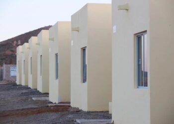 ENTREGA GOBERNADOR VCC, 22 VIVIENDAS PROGRESIVAS A FAMILIAS DE SANTA ROSALÍA