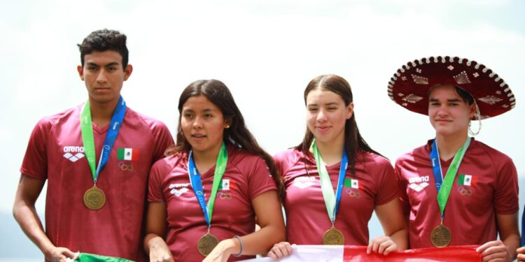 MEDALLA DE ORO PARA JACK GAXIOLA EN EL CCCAN DE AGUAS ABIERTAS