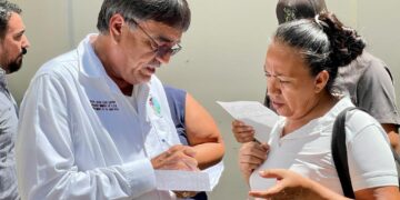 Oscar Leggs Castro manifestó que para el Gobierno con sentido humano que encabeza, elevar la calidad en la atención y servicios en beneficio de la ciudadanía es una gestión permanente y prioritaria.
