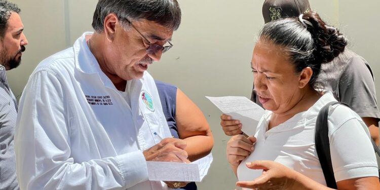 Oscar Leggs Castro manifestó que para el Gobierno con sentido humano que encabeza, elevar la calidad en la atención y servicios en beneficio de la ciudadanía es una gestión permanente y prioritaria.