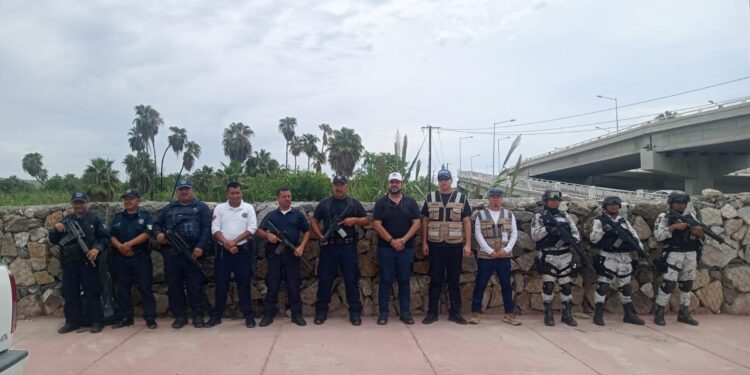 Autoridades del XIV Ayuntamiento de Los Cabos de manera conjunta con los diversos órdenes de Gobierno, llevaron a cabo un operativo en zonas de prioridad del humedal.