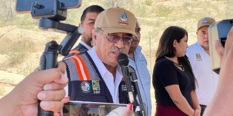 Banderazo de inicio de la obra de construcción del pozo #5