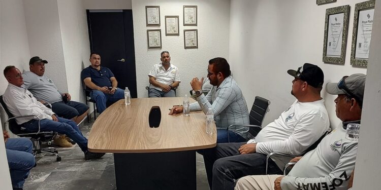 Fortalecen acciones para garantizar la seguridad y servicios en las playas del municipio