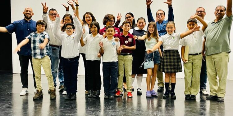 Integrantes del Cabildo Infantil acudieron a las instalaciones de la Casa de Cultura “Profesor Alfredo Green González”,