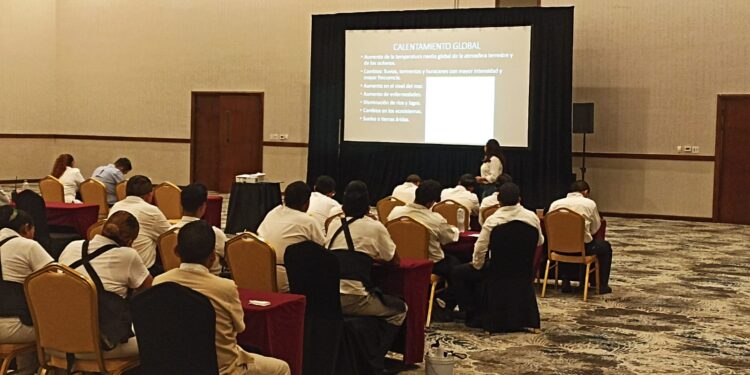 Un plan de acción que implementa la Dirección General de Ecología y Medio Ambiente a través de la Dirección Municipal de Educación, Divulgación y Promoción Ambiental, son charlas de consciencia